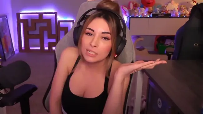 Natalia Mogollon aka Alinity Divine